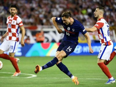 France's midfielder Adrien Rabiot shoots and scores a goal during the UEFA Nations League - League A Group 1 football match between Croatia and France at Stadion Poljud in Split, on June 6, 2022. (Photo by FRANCK FIFE / AFP)